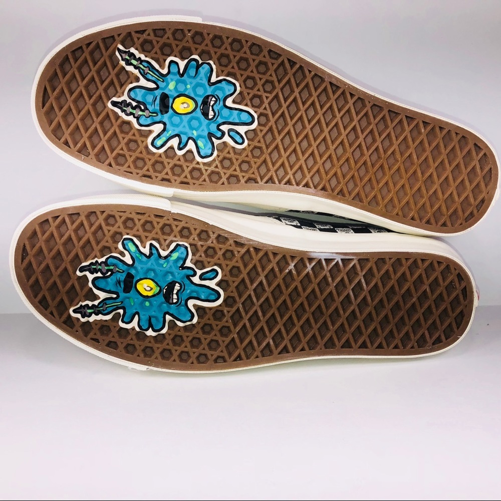 Vans Authentic LX Spongebob Beige & Black Sneakers - Picture 7 of 8